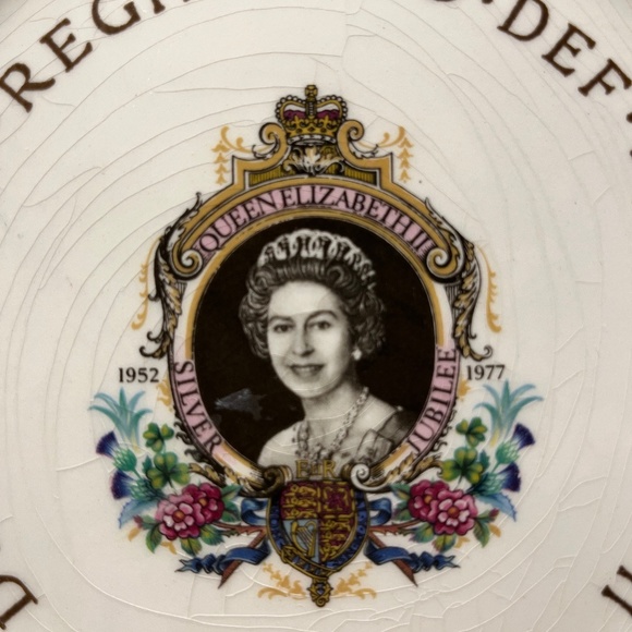 Collectors Plate - Picture 1 of 5
